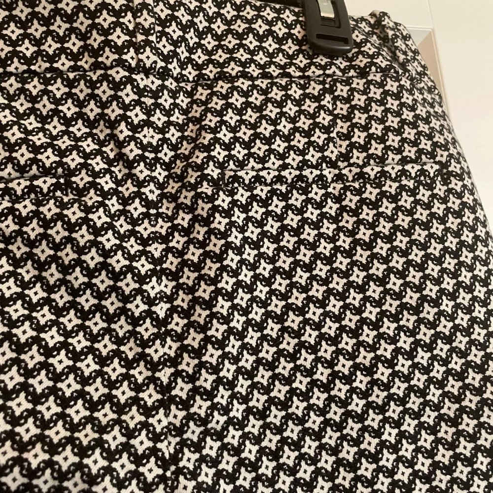 LOFT Marisa Skinny Pants with Geometric Print - Picture 7 of 7